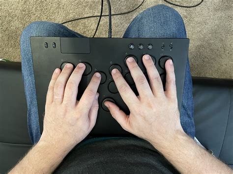 Which is Better Value? Asus Rog Cetra Open vs Razer Kitsune Compared